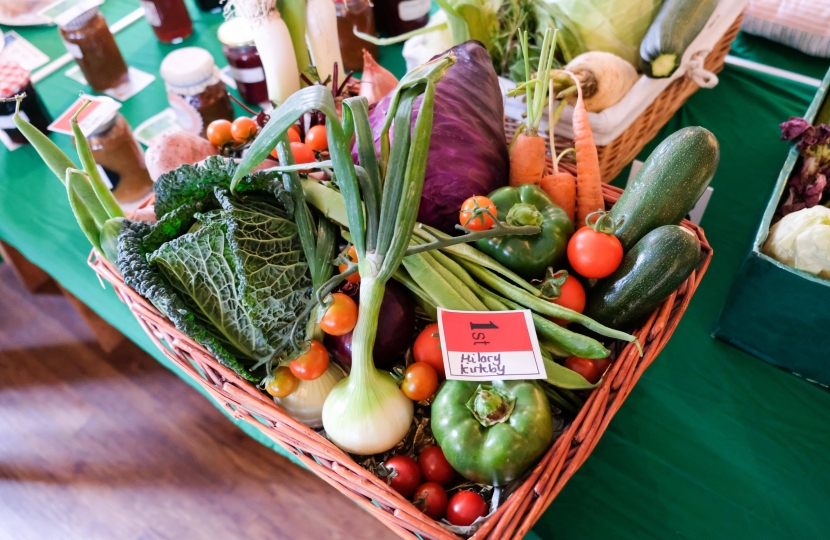 Pauline Latham OBE MP visits Spondon Horticultural Show