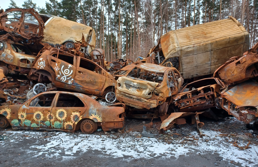 Ukrainian civilian cars attacked by Russians