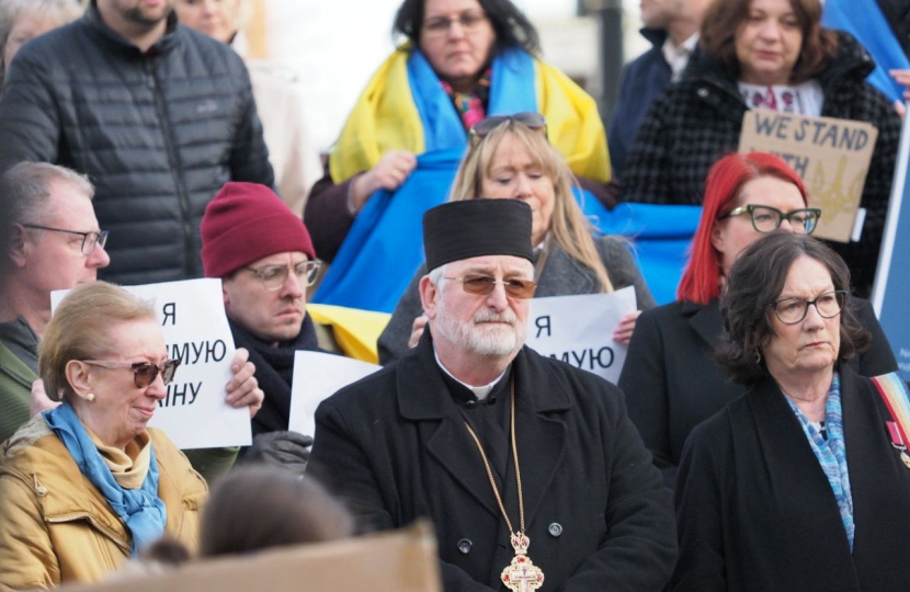 Pauline Latham OBE supporting Ukrainian rally